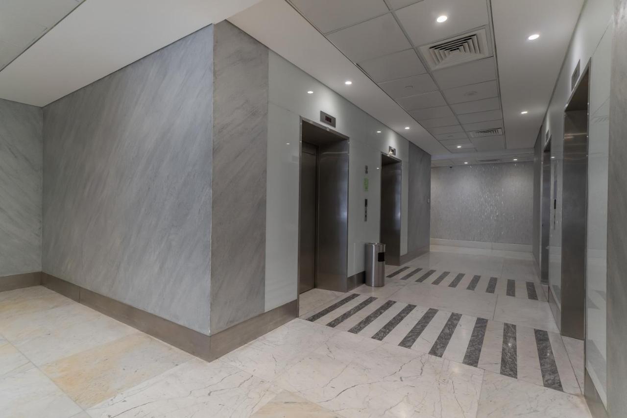 Higuests - Spacious Next To Harbour & Marina Apartment *